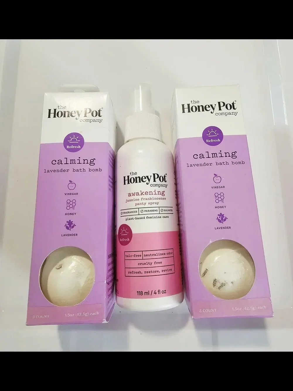 The Honey Pot Calming Lavender Bath Bombs & Awakening Spray Set - Lavender